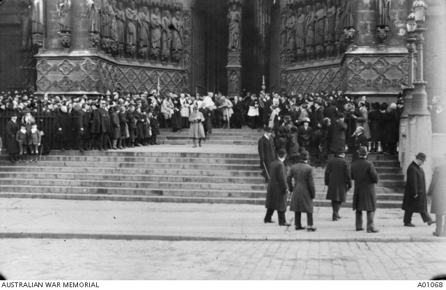Marshal Foch and Mr Andrew Fisher leaving the cathedral after the unveiling and consecration ceremony of the plaque commemorating the Australian soldiers of the AIF who died during the war in the protection Amiens.